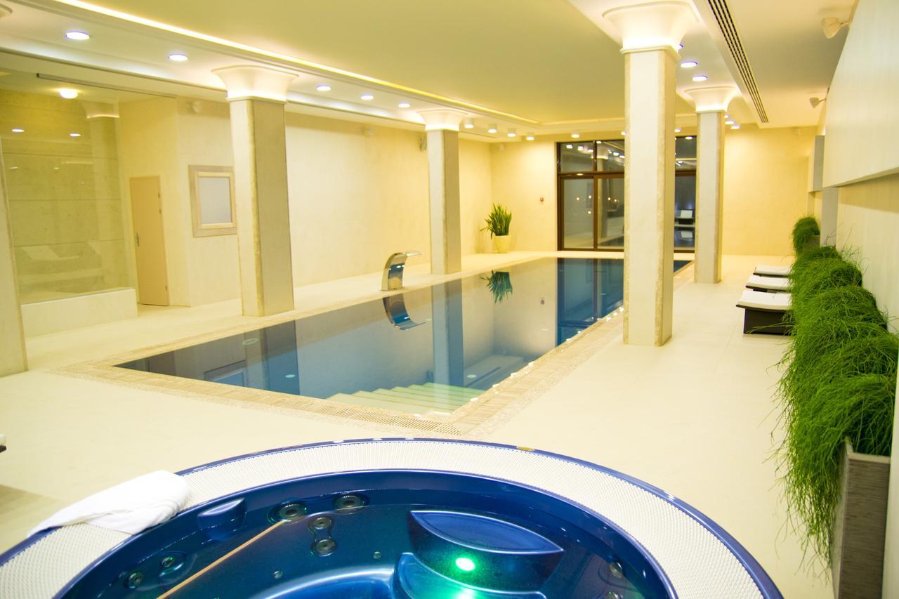 Superior Golf And Spa Resort Kharkov Luaran gambar