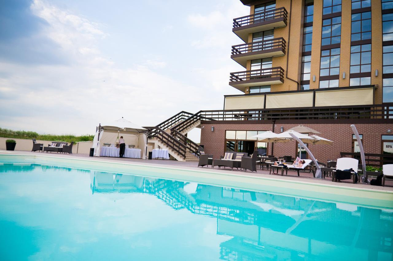 Superior Golf And Spa Resort Kharkov Luaran gambar