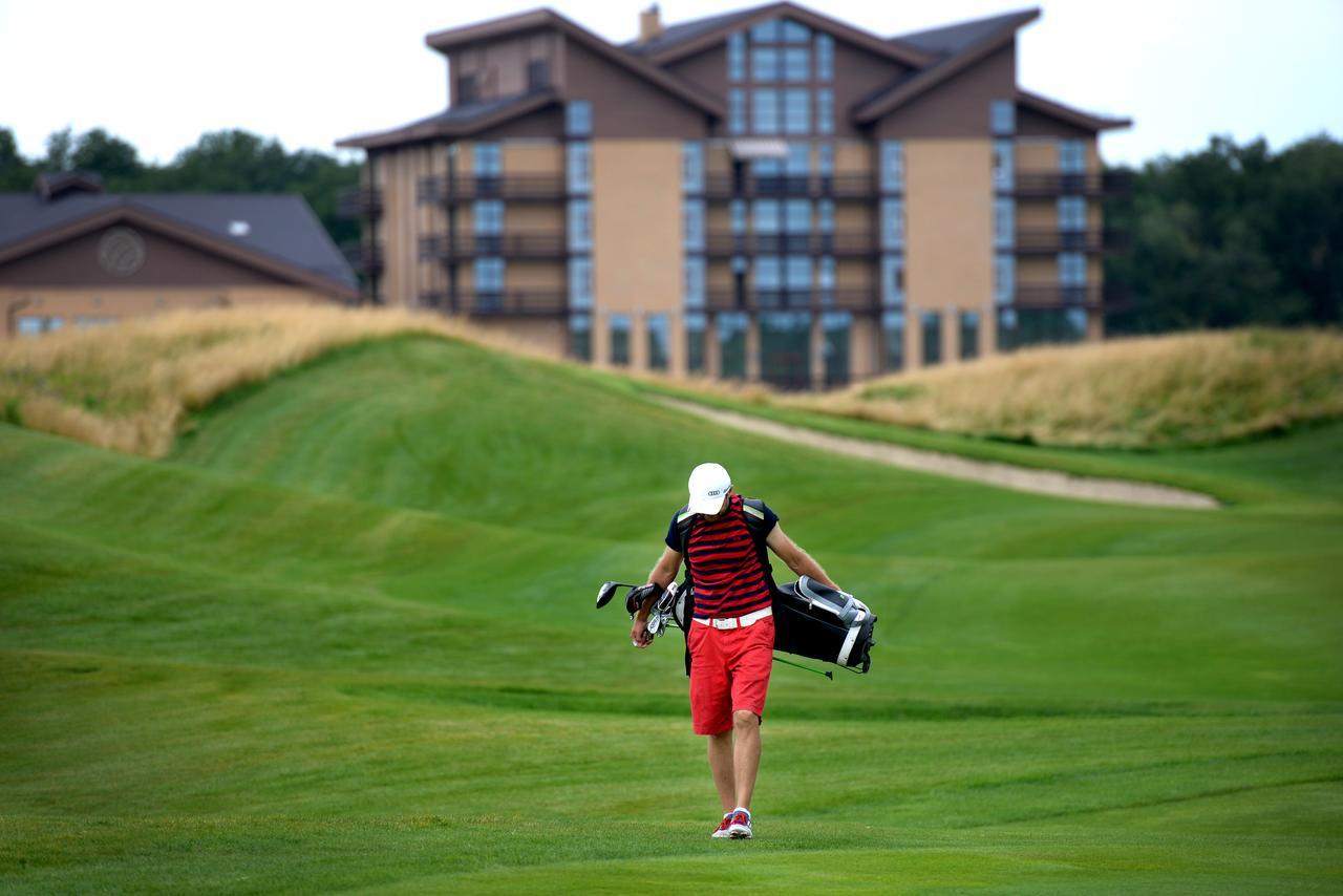Superior Golf And Spa Resort Kharkov Luaran gambar