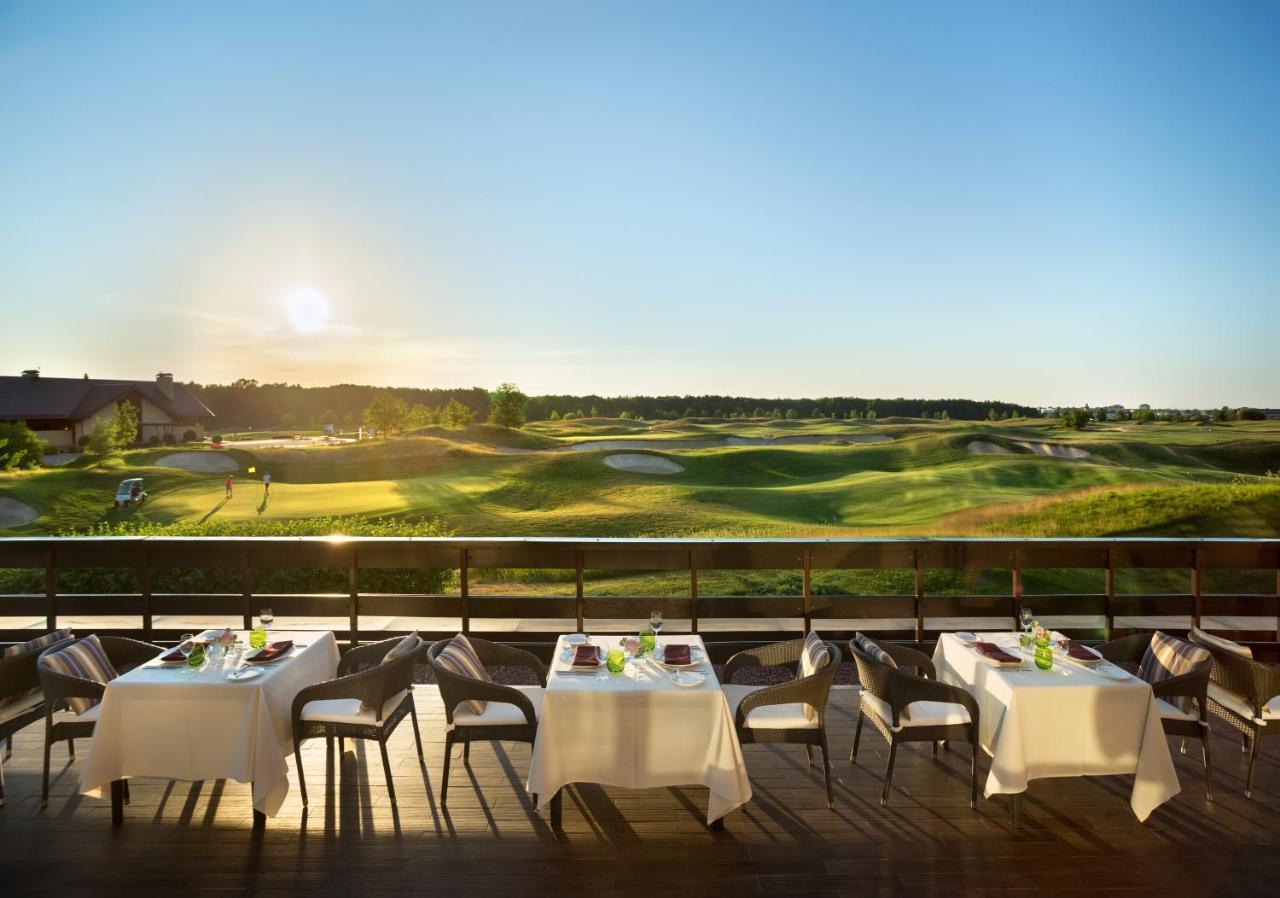 Superior Golf And Spa Resort Kharkov Luaran gambar